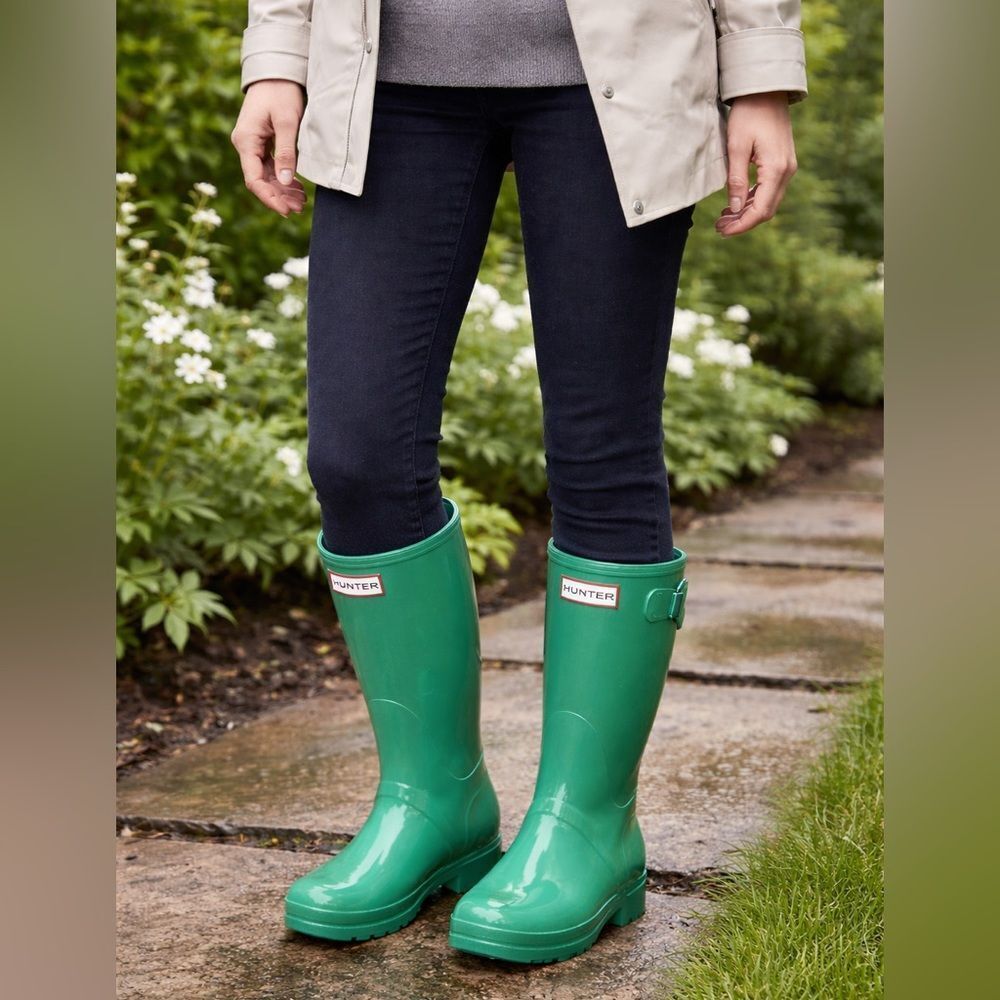 Hunter Short Glossy Waterproof Rain Boots Teal